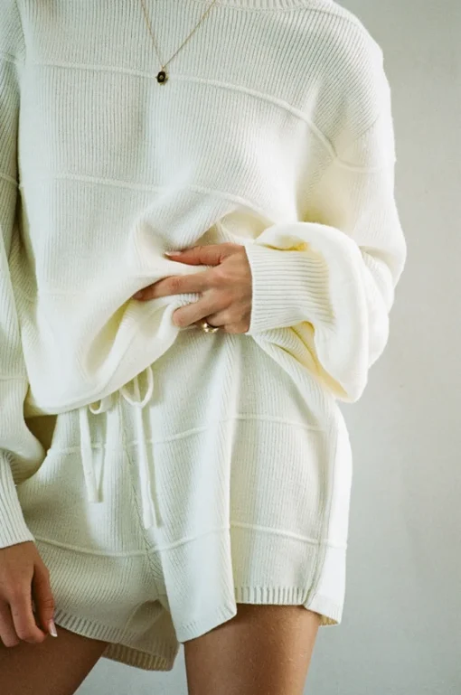 Discount SABO Cream Knit Shorts