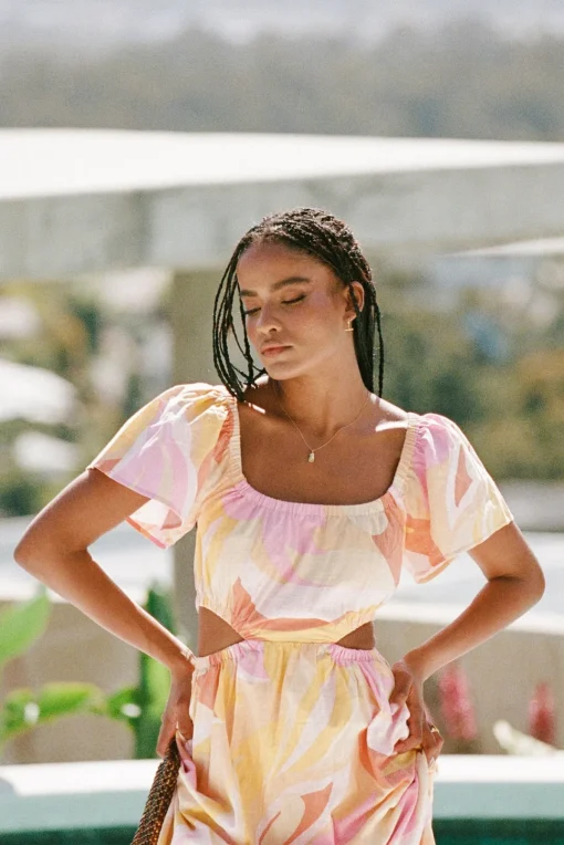 Fashion SABO Ezzy Midi Dress