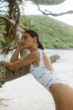 Discount SABO Harbor Island One Piece